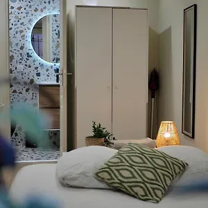 Appartement Palmiers, Cœur De Sur Le Parcours Des Arts, Hyères