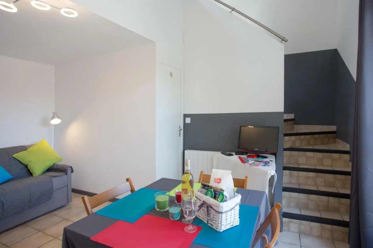Appartement Duplex 4 Personnes A 200M De La Mer à Hyères France