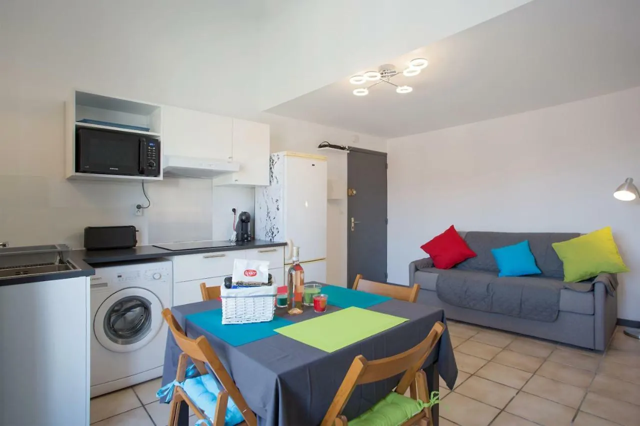 Appartement Duplex 4 Personnes A 200M De La Mer à Hyères France